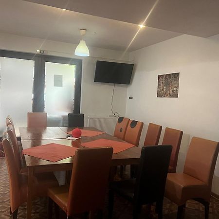 Pensiunea Cabana Veverita Valea Doftanei Trăisteni Exterior foto