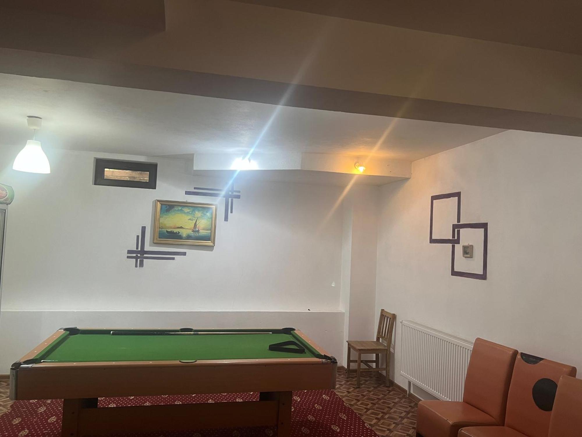 Pensiunea Cabana Veverita Valea Doftanei Trăisteni Exterior foto