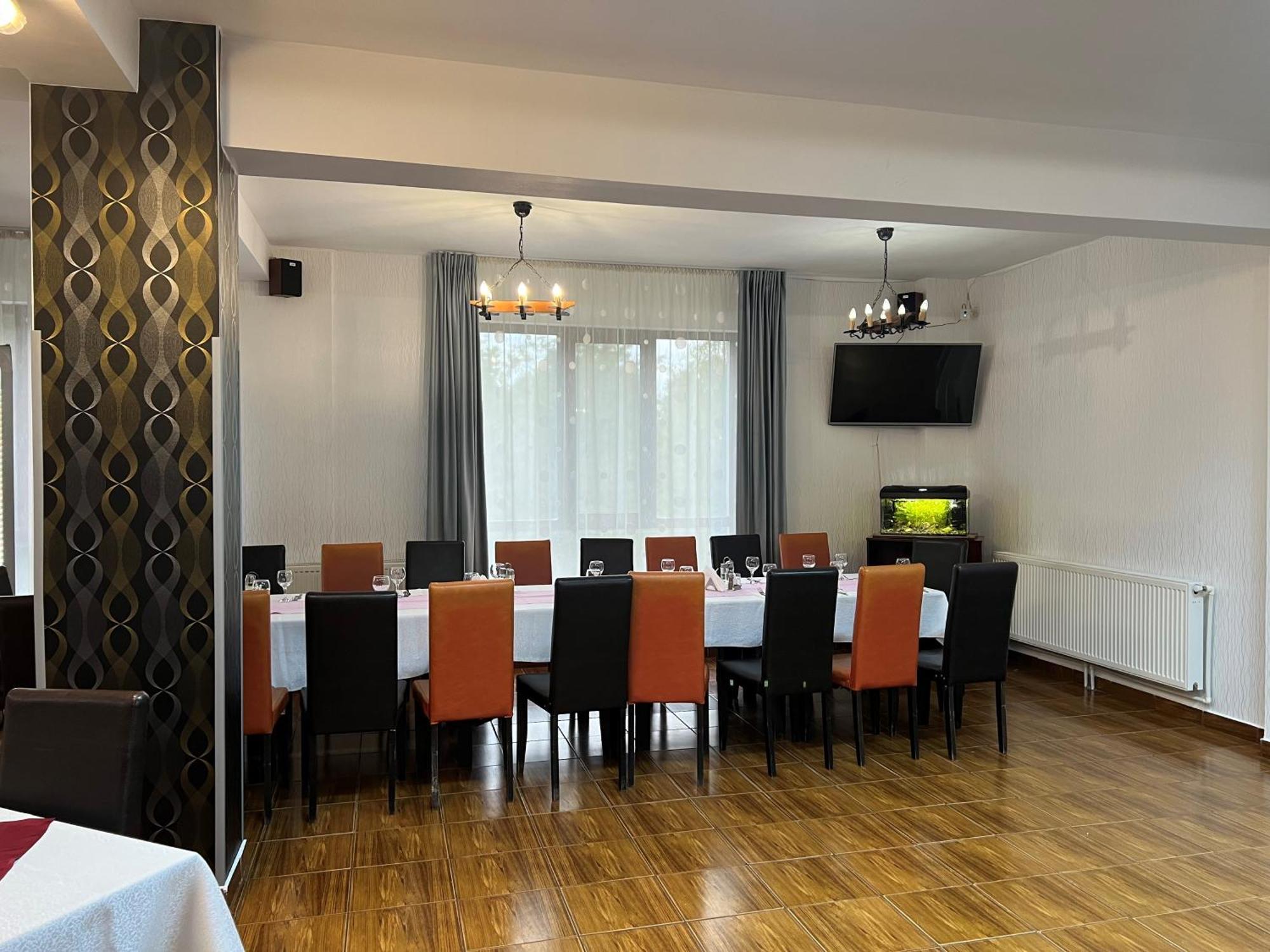 Pensiunea Cabana Veverita Valea Doftanei Trăisteni Exterior foto